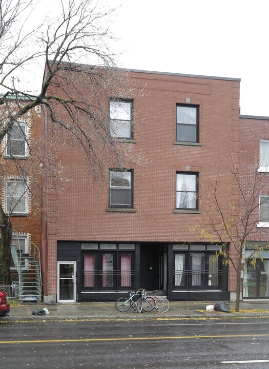 4841 Papineau in Montréal, QC - Building Photo