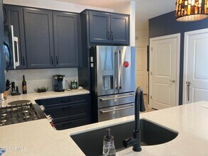 7291 N Scottsdale Rd in Scottsdale, AZ - Foto de edificio - Building Photo