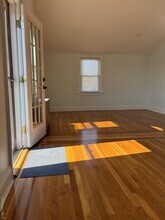 367 E Chester St in Long Beach, NY - Building Photo - Building Photo