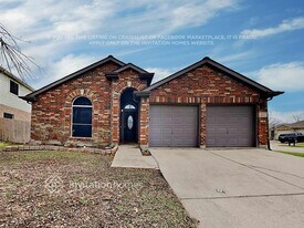 501 Tumbleweed Dr in Forney, TX - Building Photo