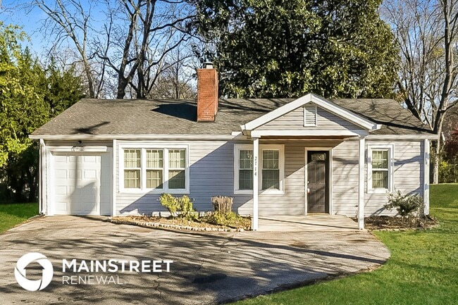 property at 2714 Hartford Dr