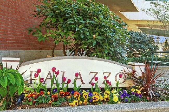 1100 106th Ave NE in Bellevue, WA - Foto de edificio - Building Photo