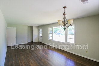1428 N Sherwood Dr in Charleston, SC - Building Photo - Building Photo