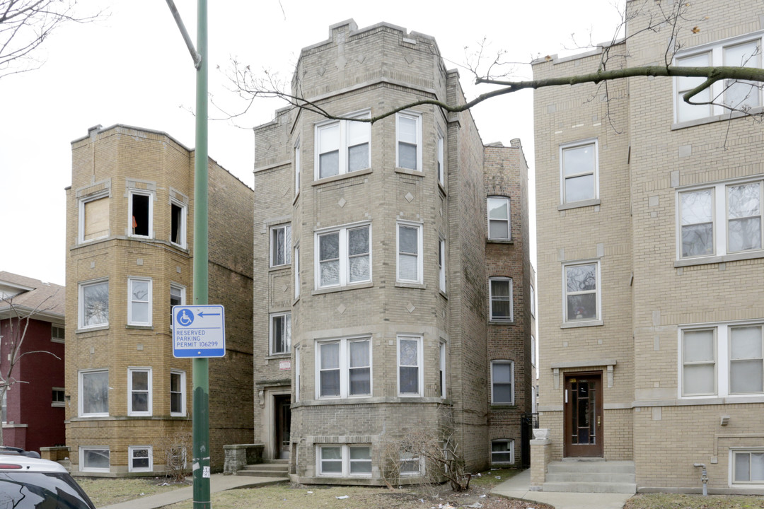 6428 N Washtenaw Ave in Chicago, IL - Building Photo