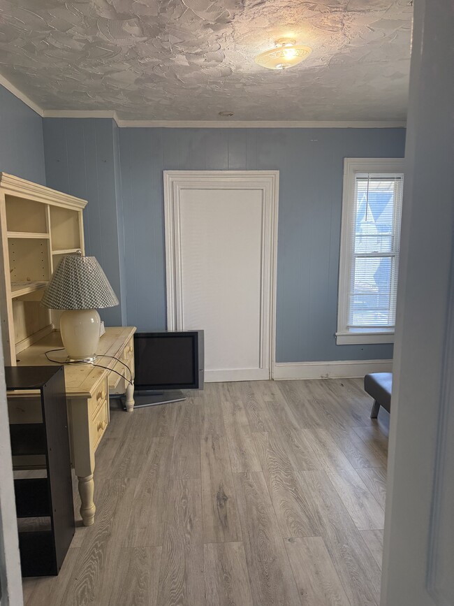 44 Lee Ave, Unit 2 in Bridgeport, CT - Building Photo - Building Photo