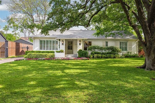 property at 6243 Del Norte Ln