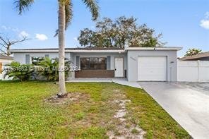 10680 Ember St in Boca Raton, FL - Building Photo