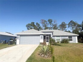 2576 Wilburn Terrace in North Port, FL - Building Photo