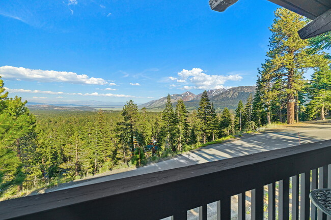 94 John Muir Rd in Mammoth Lakes, CA - Building Photo - Building Photo