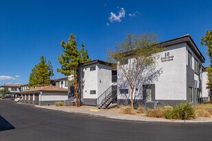 Villas at Mountain Vista Ranch in Surprise, AZ - Building Photo