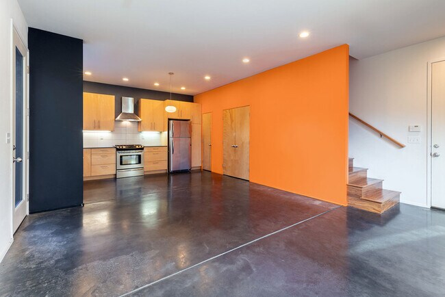 3315 Wetmore Ave S in Seattle, WA - Building Photo - Building Photo