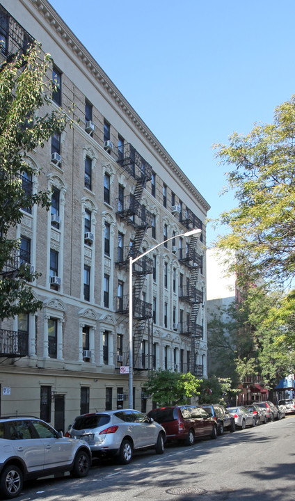 222 E 119th St in New York, NY - Building Photo