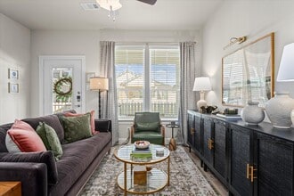 The Cottage Green - Baytown in Baytown, TX - Building Photo - Building Photo