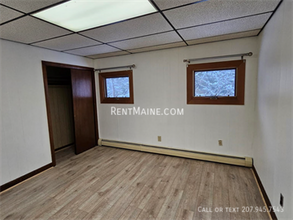 2539 N Belfast Ave, Unit 5 in Augusta, ME - Building Photo - Building Photo