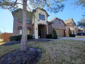 13104 Spear Trail Court in Rosharon, TX - Building Photo