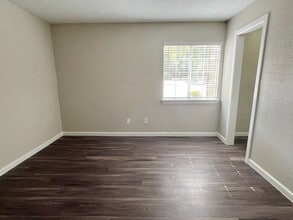 Apex Hoover in Hoover, AL - Building Photo - Building Photo