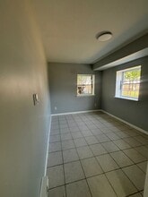 531 S 18th St, Unit B in Newark, NJ - Building Photo - Building Photo