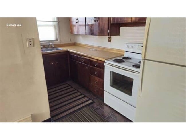 property at 501 1st St N