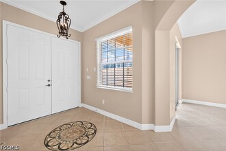 13962 Avon Park Cir in Ft. Myers, FL - Building Photo - Building Photo