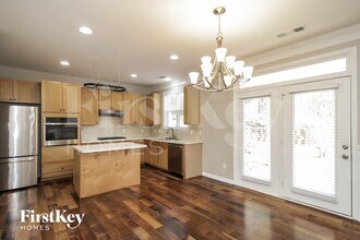 4346 Alysheba Dr in Fairburn, GA - Foto de edificio - Building Photo