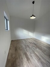 52 NW 68th St in Miami, FL - Building Photo - Building Photo