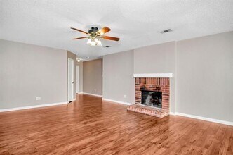 5640 Ainsdale Dr in Fort Worth, TX - Building Photo - Building Photo