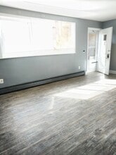 8040 S Westnedge Ave in Portage, MI - Building Photo - Building Photo