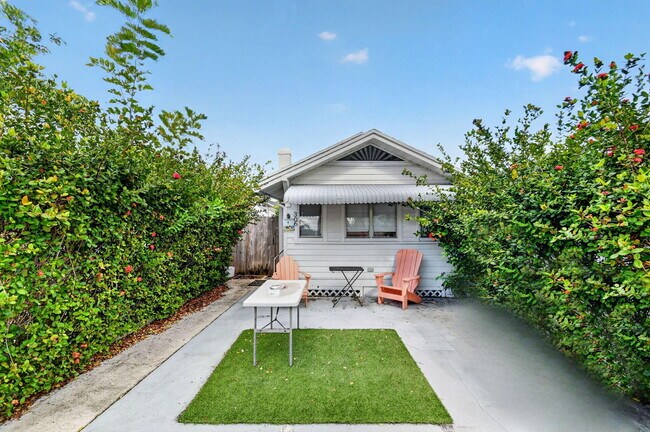 306 N J St in Lake Worth Beach, FL - Building Photo - Building Photo