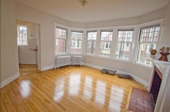 5 Dana St, Unit 402 in Cambridge, MA - Building Photo - Building Photo