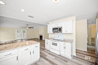 25930 Overton Dr in Daphne, AL - Building Photo - Building Photo