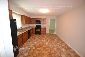 10905 Irwin Ave S in Minneapolis, MN - Building Photo - Building Photo