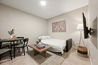 3520 Erlanger Link NW in Edmonton, AB - Building Photo - Building Photo