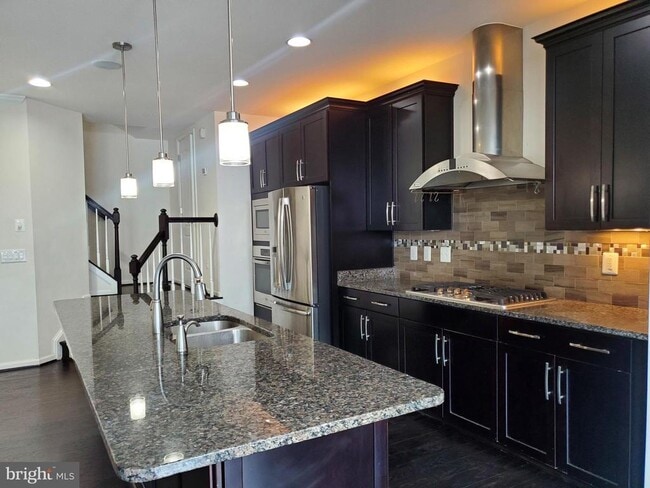 property at 42318 Benfold Square