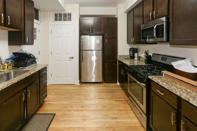 2506 W Argyle St in Chicago, IL - Building Photo - Building Photo