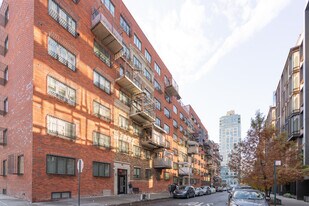 34 S 9th St in Brooklyn, NY - Building Photo