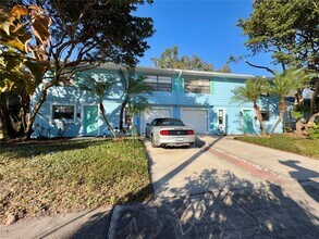 2 Shine Ave in Orlando, FL - Building Photo - Building Photo