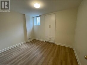 1120 Savoline Blvd in Milton, ON - Building Photo - Building Photo
