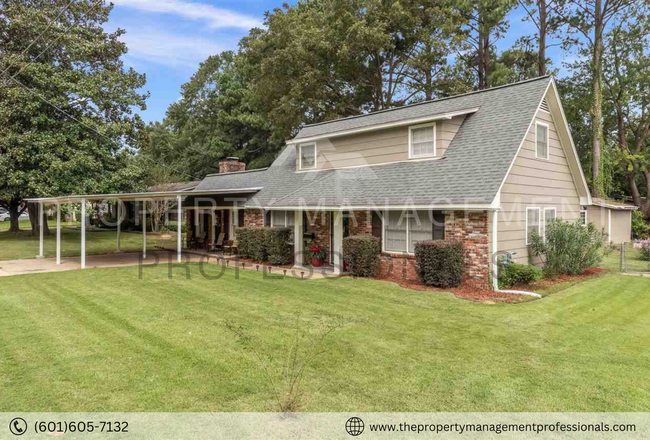 property at 1258 Deerfield Ln