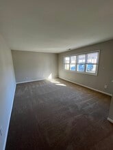 526 Huntsmoor Dr in Charlotte, NC - Building Photo - Building Photo