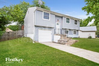 5729 Ensenada Ave, Unit 2C in Indianapolis, IN - Building Photo - Building Photo