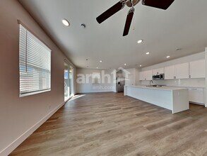 8095 Braavos Peninsula Ave in Las Vegas, NV - Building Photo - Building Photo