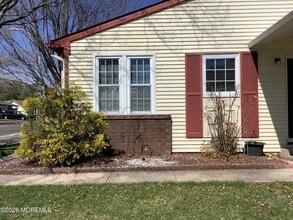 7B Ivy St in Manchester Township, NJ - Building Photo - Building Photo