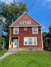 304 Highland St in Syracuse, NY - Building Photo - Building Photo