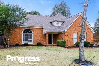 237 Richards Way Dr in Cordova, TN - Building Photo - Building Photo