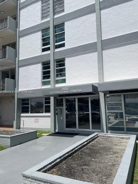 property at 1400 SW 27th Ave