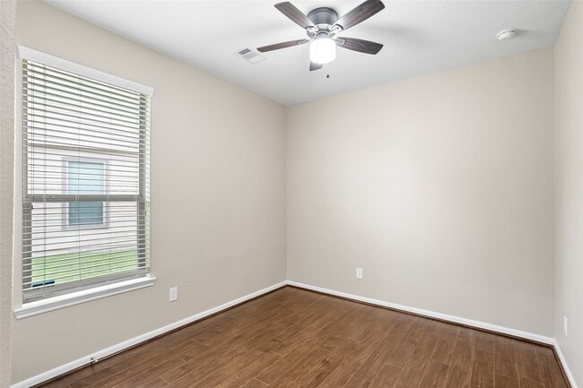 property at 6530 Bayliss Valley Ln