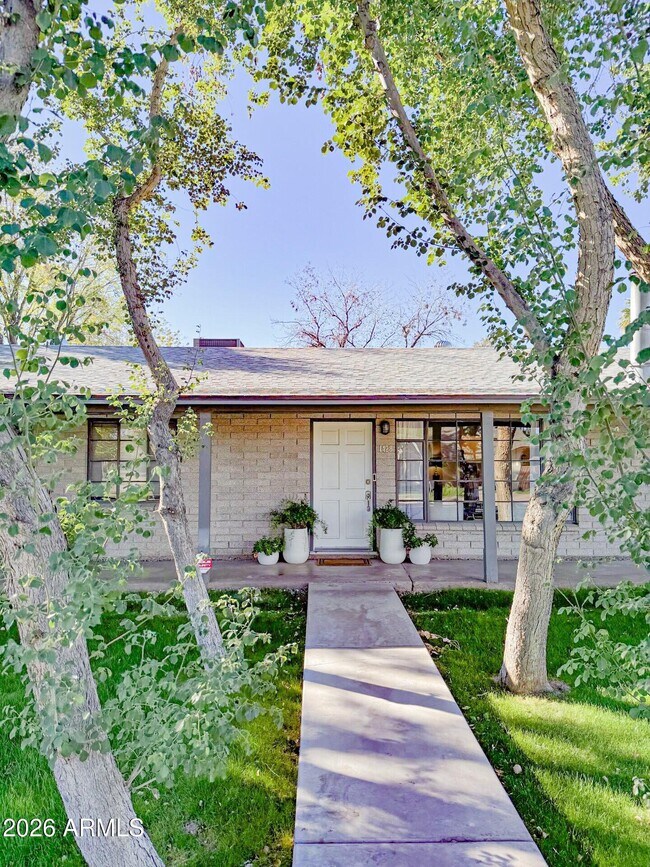 1428 S Oakley Pl in Tempe, AZ - Building Photo - Building Photo