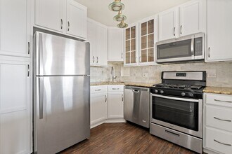 1450 E 55th Pl in Chicago, IL - Building Photo - Building Photo