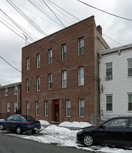 36 Cambridge Ave in Jersey City, NJ - Building Photo - Building Photo