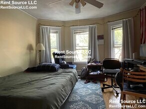 18 Cherry St in Somerville, MA - Building Photo - Building Photo